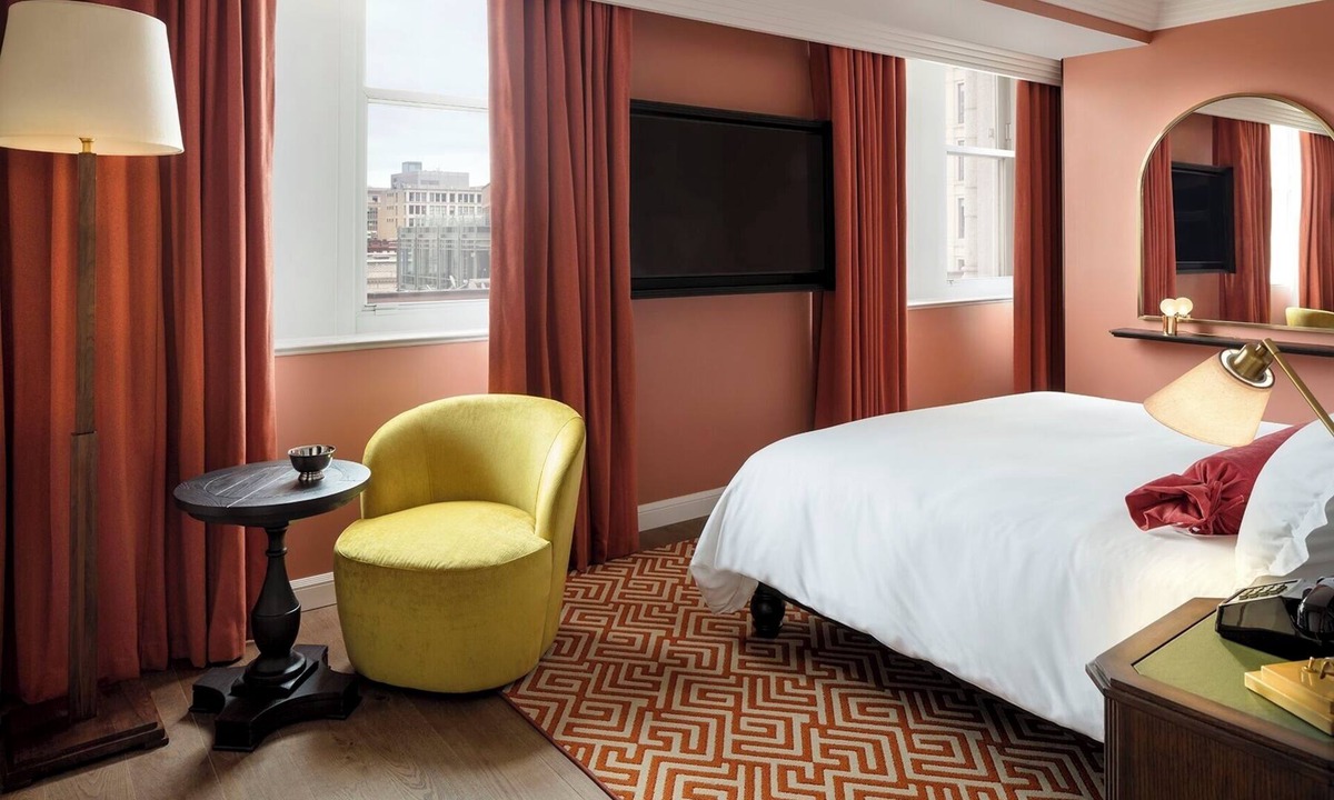 Chinatown Hotel | Boutique DC Stay | 2 Units | Gallery Suites | Free WiFi | Close to Capitol