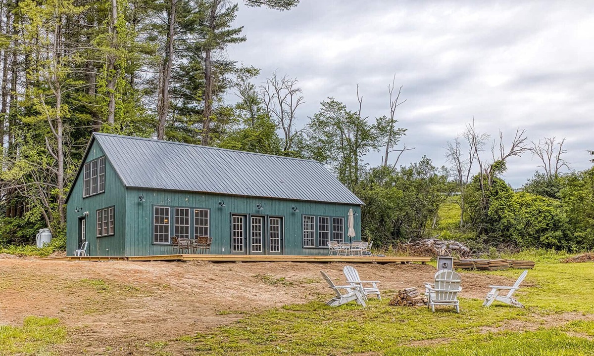 Stockbridge House | Brand New Barn House w/EV charger