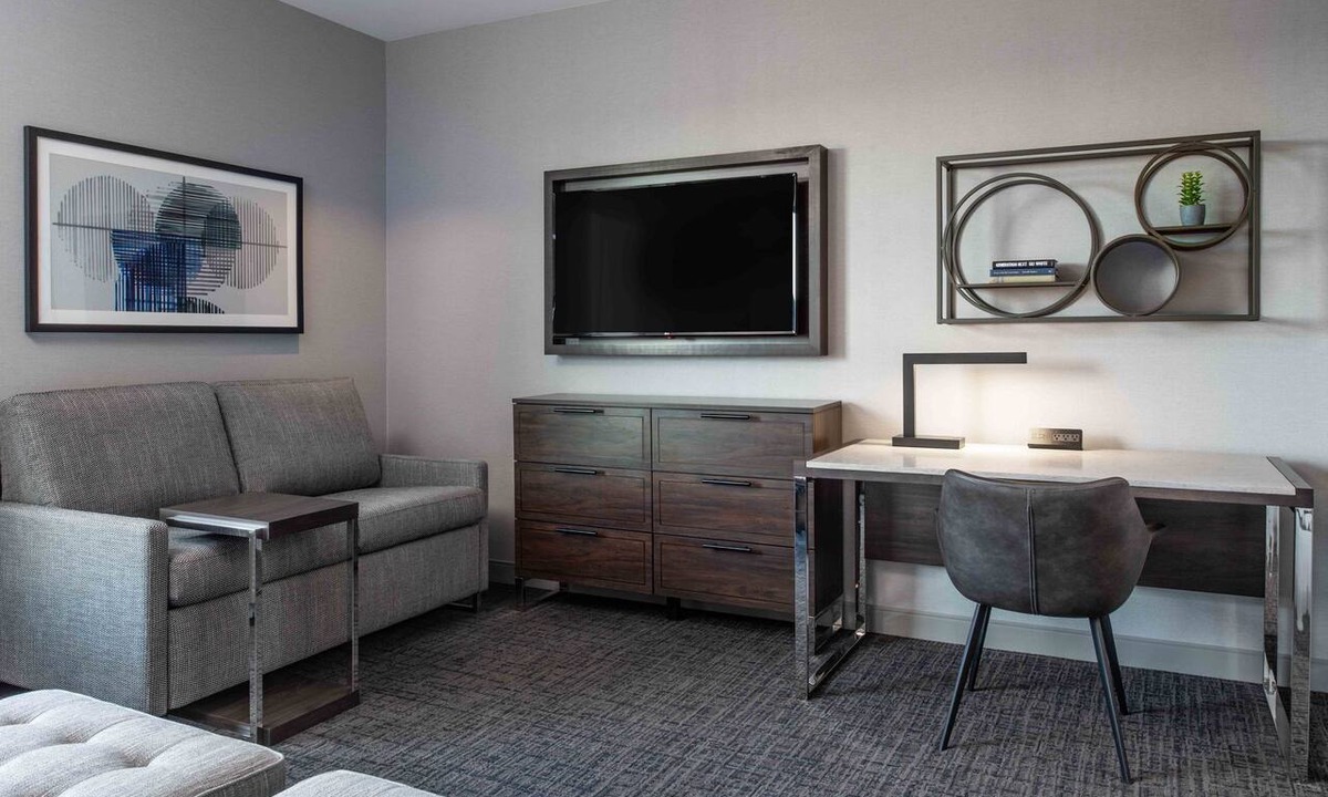 Quincy Apartment | Business Center + Breakfast | Near Central Boston