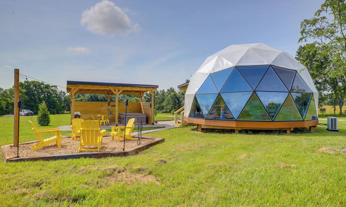 Butler Apartment | Butler Pop Culture Camp w/Private Hot Tub & BBQ