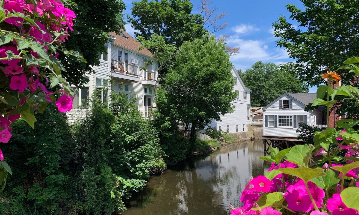 Camden Hotel | Camden Riverhouse Hotel