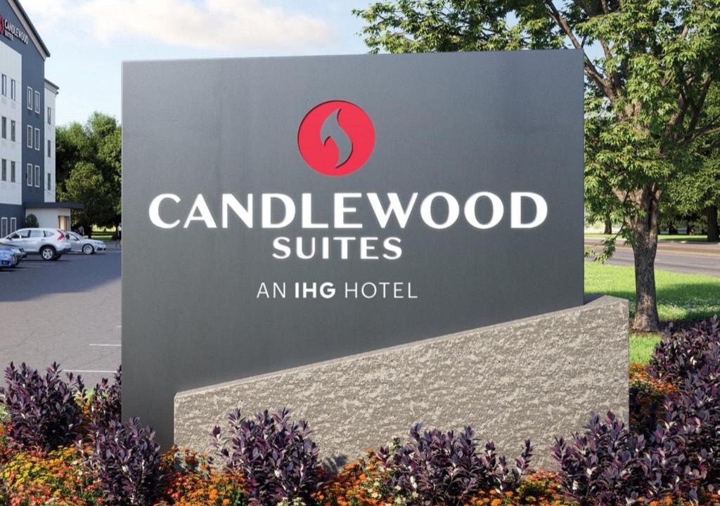 Wichita Hotel | Candlewood Suites Wichita - Airport by IHG