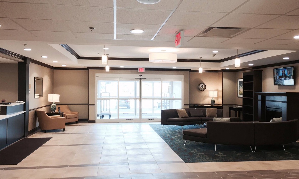 Austintown Hotel | Candlewood Suites Youngstown W I-80 Niles Area by IHG