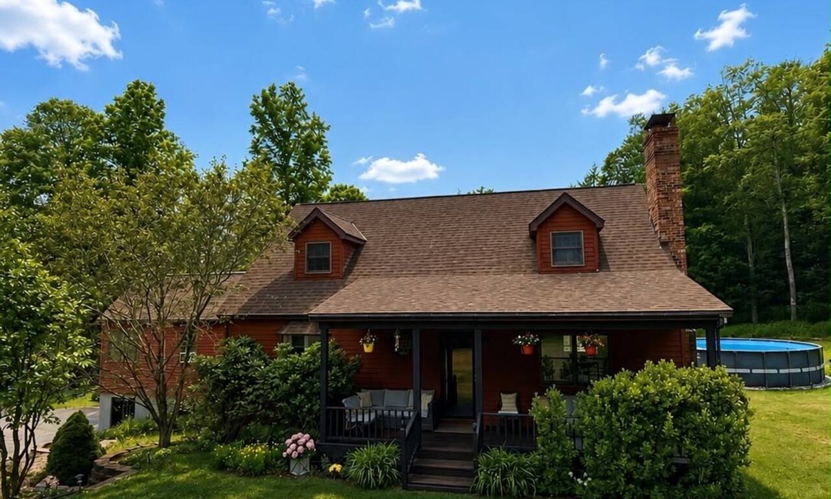 Windham House | Catskills - Windham Villa | 6BR, 4 BA, XL Pool, Hot Tub & Cinema, Gardens