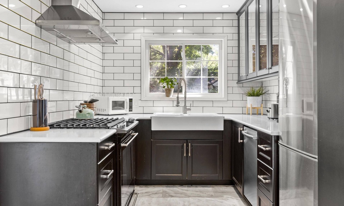 Roeland Park House | Cedar St. Bungalow + Fenced Yard + Mins to I-35 & KU Med