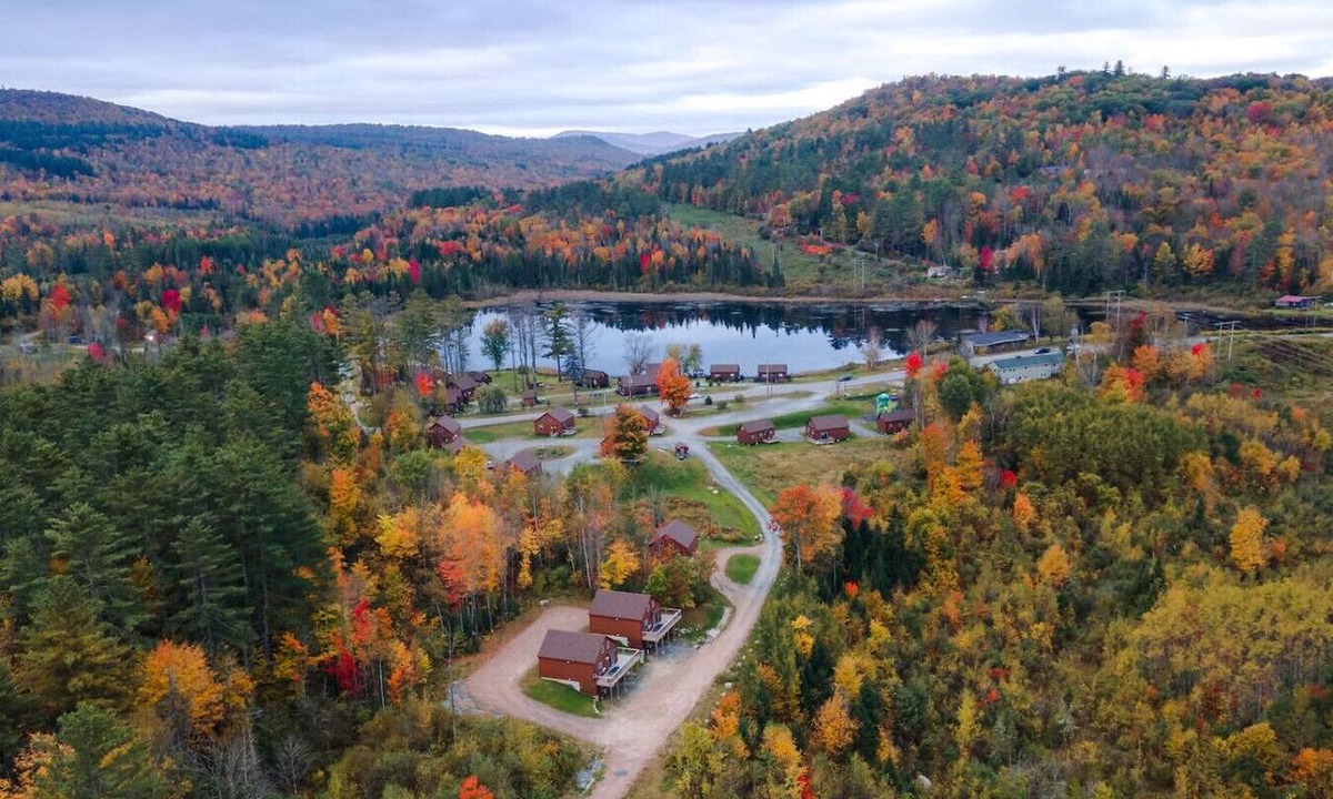 Bethlehem Cabin | Cedar Suite Quiet Work Retreat White Mountains