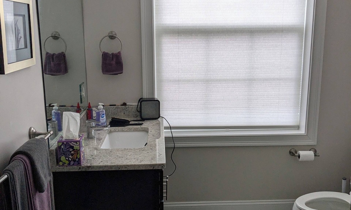 Taunton Condo | Charming 2-bedroom condo with WiFi, AC in pleasant Taunton only renting out a rm