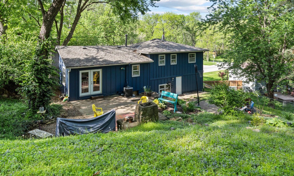 Liberty House | Charming 4BR Getaway: Family Luxury MOLISP1467