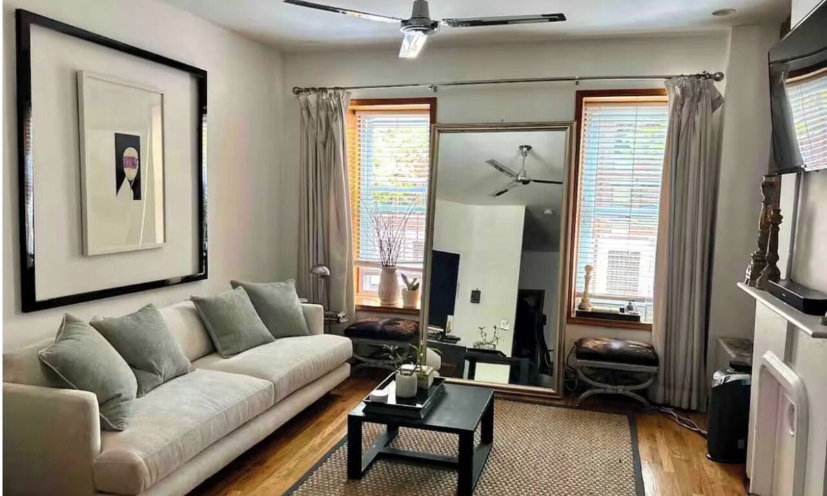Park Slope Apartment | Charming Shared Unit with Host. Beautiful Park Slope on 5th Ave