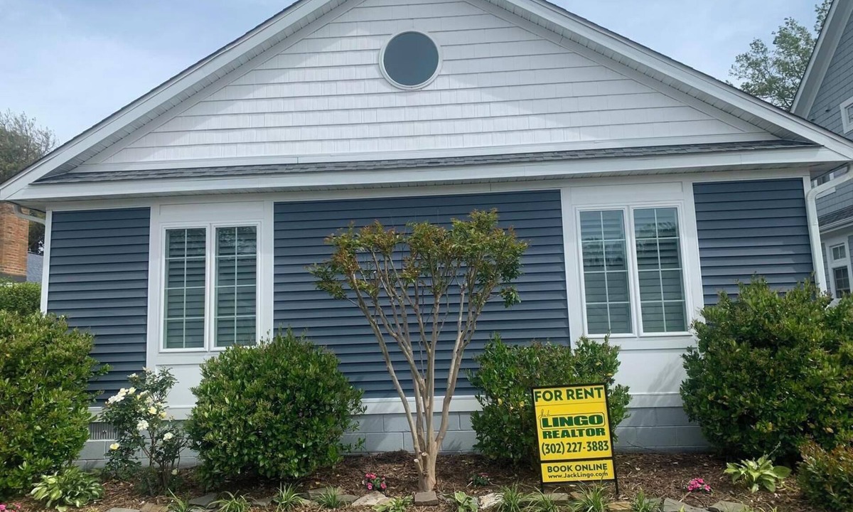 Country Club Estates House | Charming South Rehoboth Ranch – 3 BR, Screened Porch & Stone Patio Oasis!