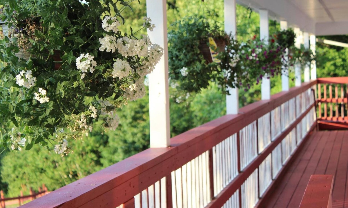 Old Chatham Hotel | Chatham Travel Lodge