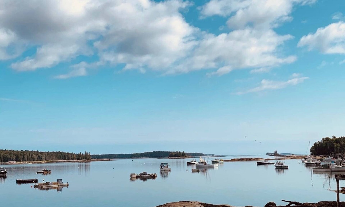 Medomak House | Classic Maine 5BR Oceanfront/Waterfront Harbor Home with Hot Tub, Kayaks & More