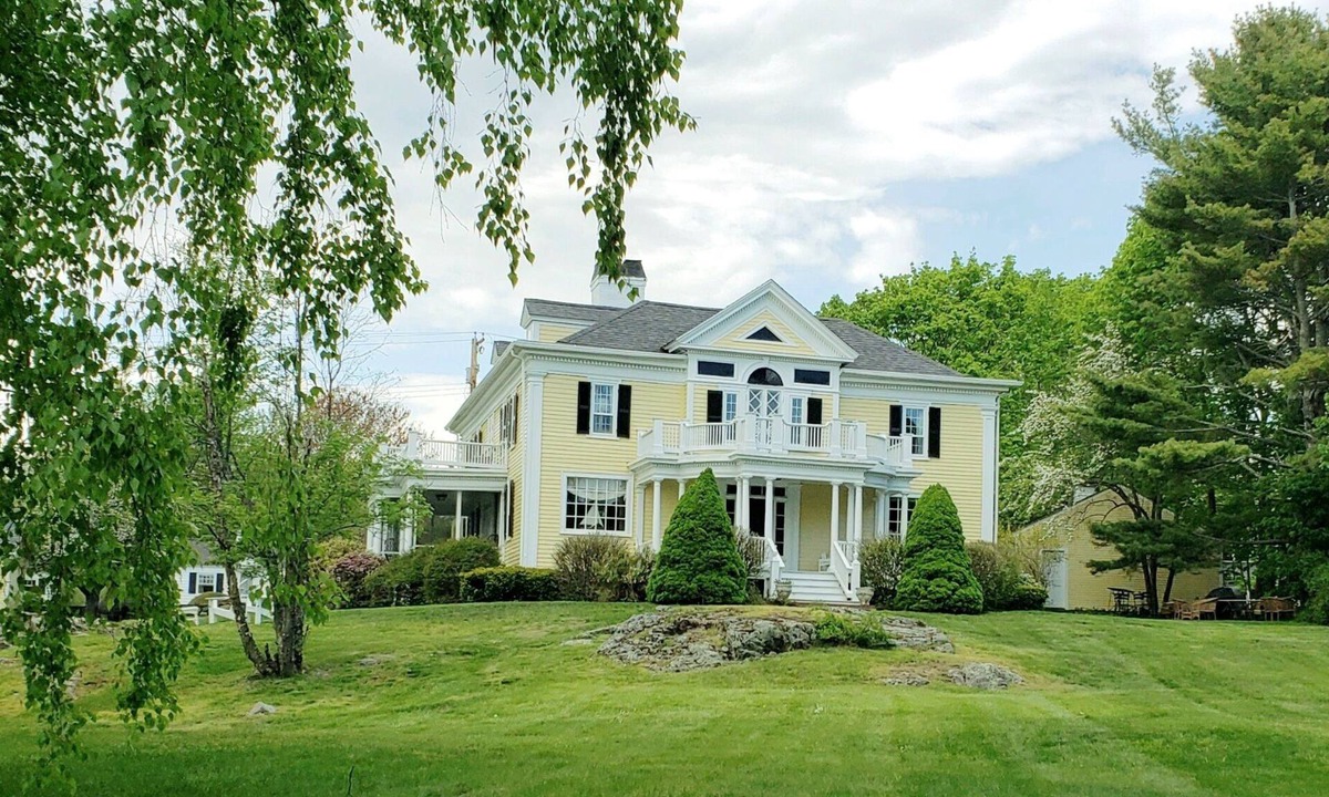 Cape Neddick House | Classic Maine Cottage - oceanview - Special Events Welcome!