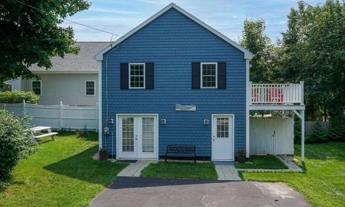 Kennebunk Cottage | Coastal Cottage in the heart of Kennebunk, ME
