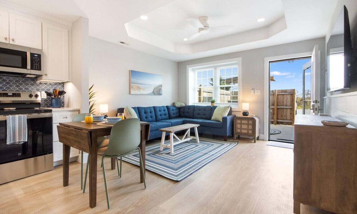 Lewes Condo | Coastal Escape: Walk to Beach & Dining + Free Bikes