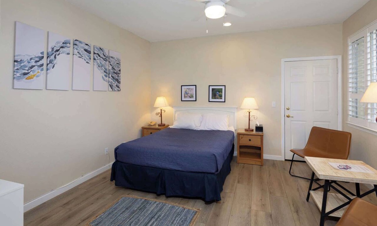 Oceano Condo | Coastal Glow At The Pier