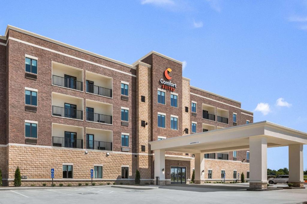 Marysville Hotel | Comfort Suites Marysville Columbus - Northwest