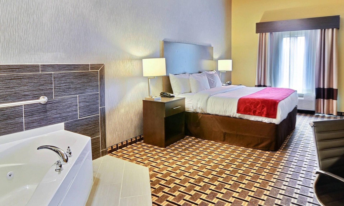 Uniontown Hotel | Comfort Suites Uniontown