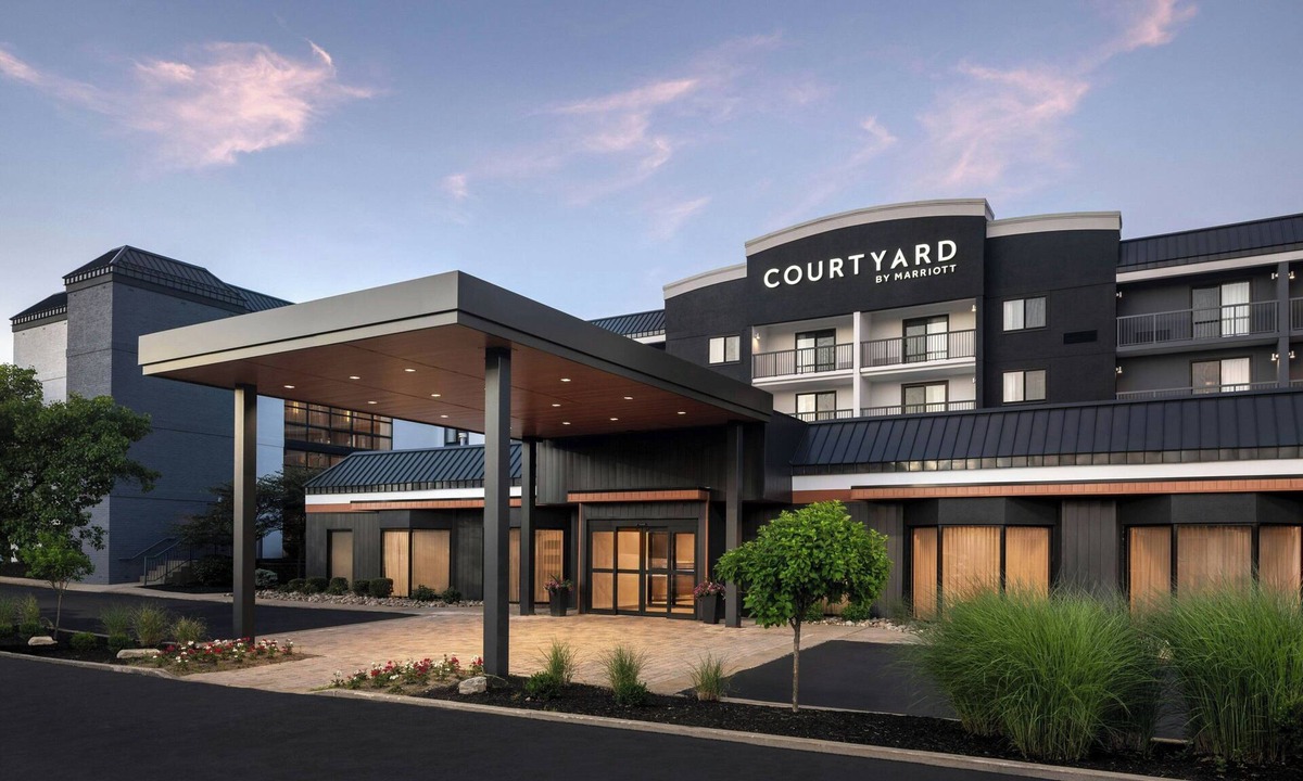 Orange Hotel | Courtyard by Marriott Cleveland Beachwood