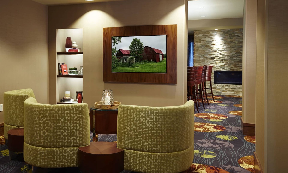 Ithaca Hotel | Courtyard by Marriott Ithaca Airport/University