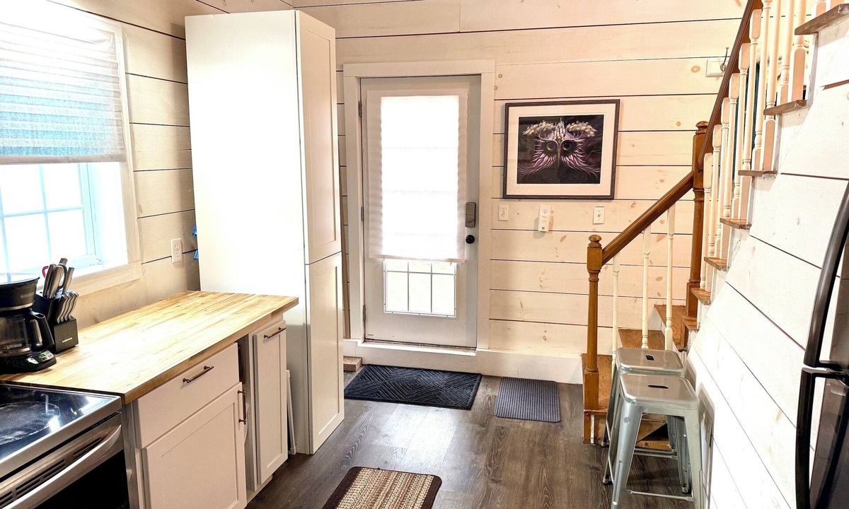 Kennebunk Apartment | Cozy 1-bedroom apartment in charming Kennebunk, Maine
