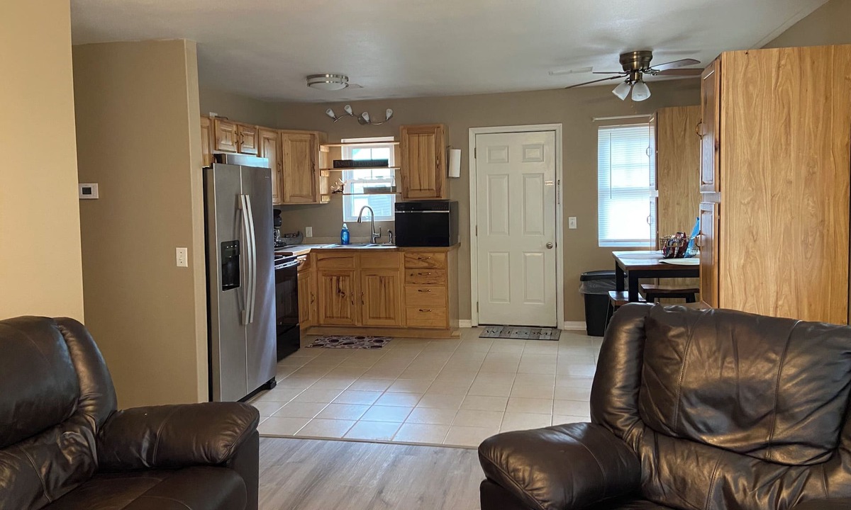 Oden Cottage | Cozy 2-bedroom country cottage in peaceful Oden with AC