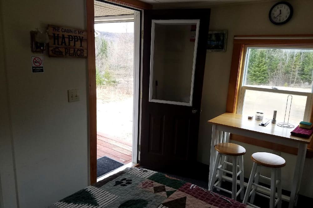 Stewartstown Cabin | Cozy Cabin Rental for a Weekend Getaway in New Hampshire