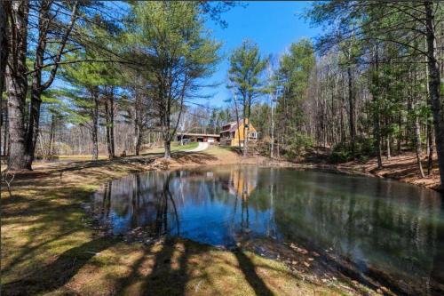 Alexandria House | Cozy Every Season Cabin Perfect for Families