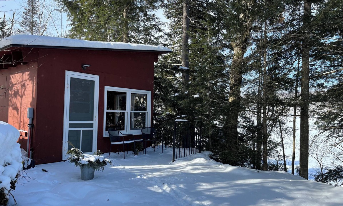 Eden Cabin | Cozy lakeside cabin on Lake Eden, Vermont