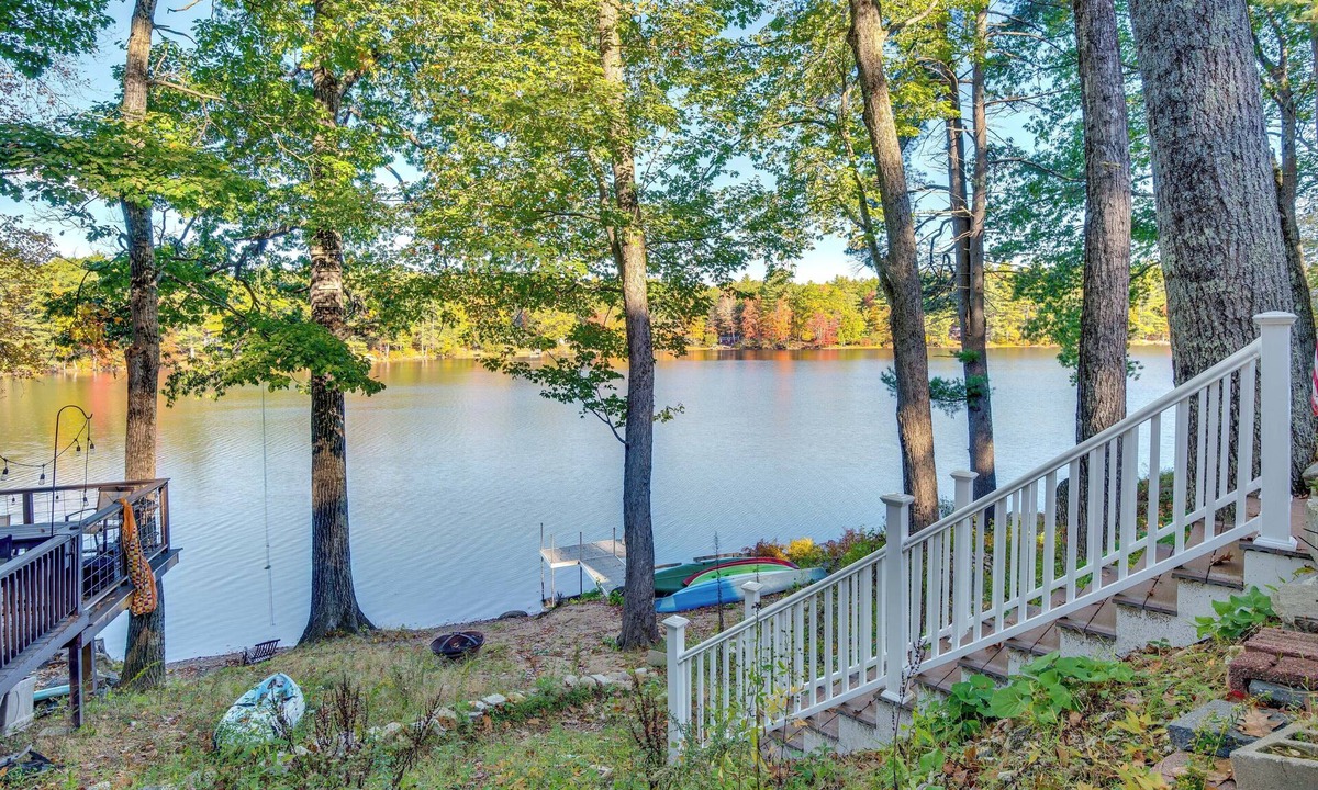 Barrington House | Cozy Long Pond Winter Retreat: Waterfront Gem!