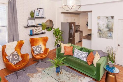 Highland Park House | Cozy Oasis Near South End