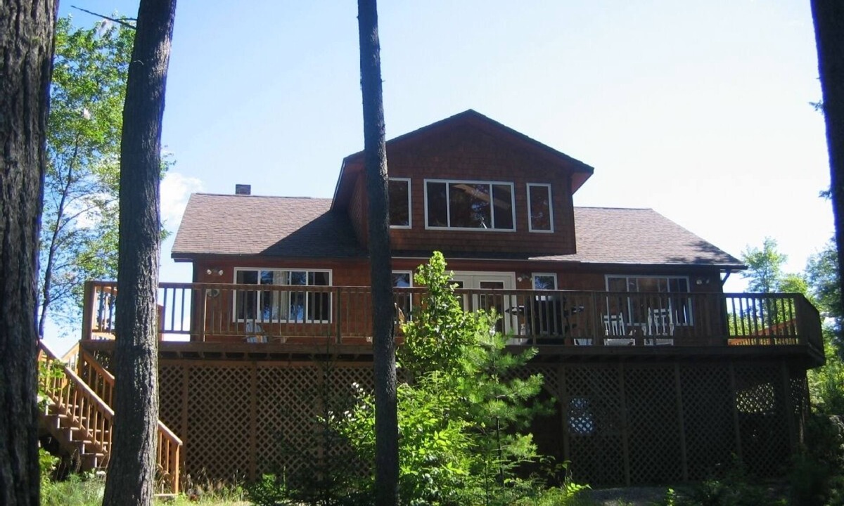 Franklin Cottage | Custom Built Waterfront Cottage