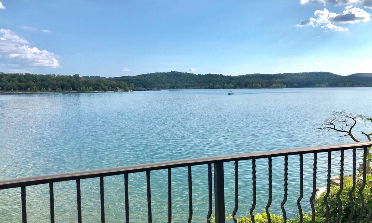 Ridgedale Hotel | D'Monaco Luxury Resort