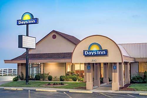 Grove City Hotel | Days Inn by Wyndham Grove City Columbus South