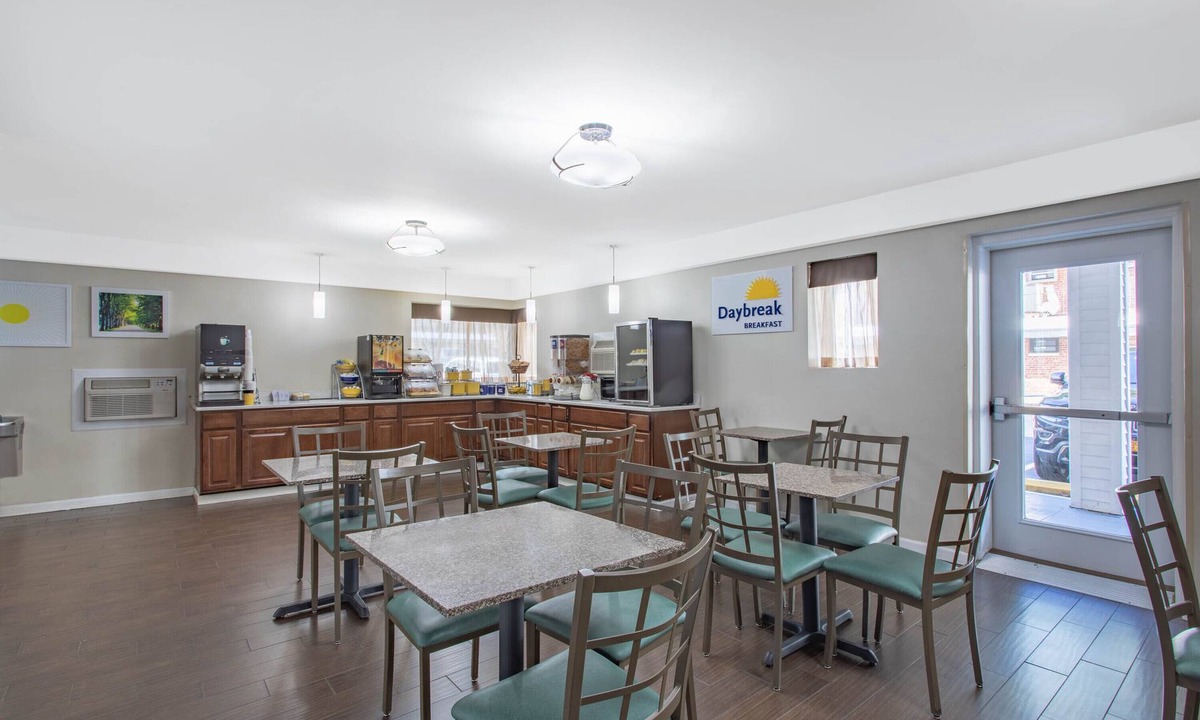 Elmsford Hotel | Days Inn by Wyndham Elmsford/White Plains