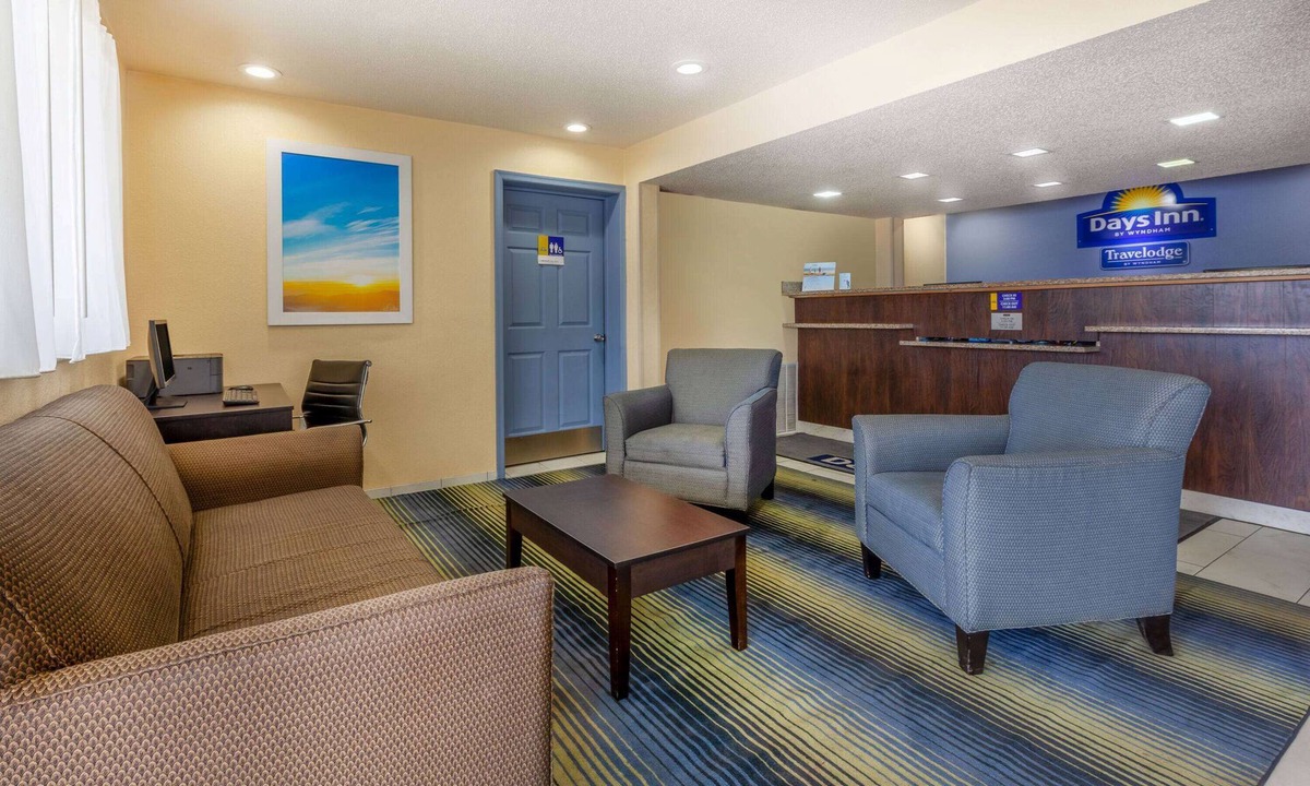 Charles Town Hotel | Days Inn by Wyndham Charles Town/Harpers Ferry
