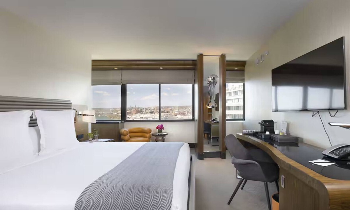 Foggy Bottom Hotel | Deluxe King River View | The Watergate | Elegant Retreat Near Kennedy Center