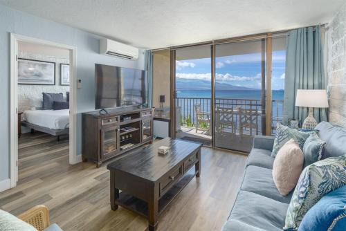 Maalaea House | Direct Oceanfront—Fully remodeled—Sleeps 6