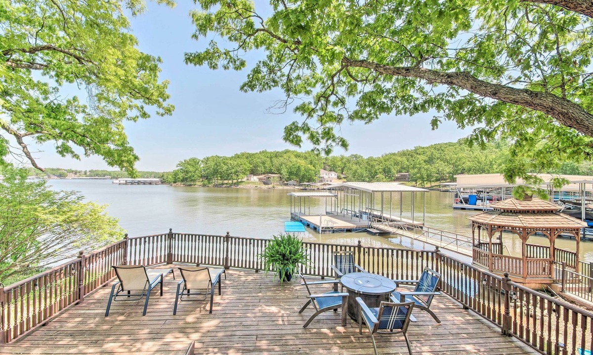 Lake of the Ozarks House | Dock! Waterfront Family Home on Lake of the Ozarks