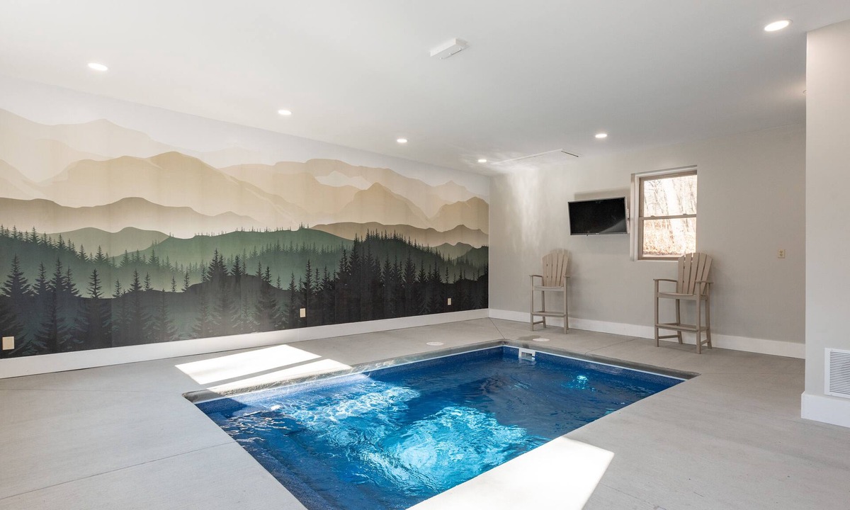 McHenry House | Dog Friendly Mountain Escape w/Pool & Game Room