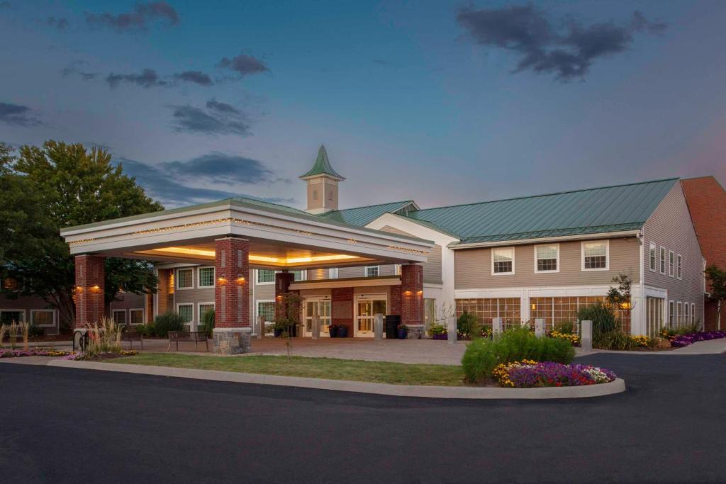 Burlington Hotel | DoubleTree by Hilton Hotel Burlington Vermont