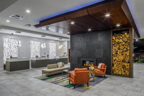 Rochester Hotel | DoubleTree by Hilton Rochester
