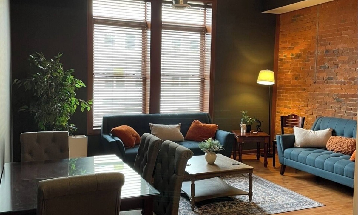 Wooster Apartment | Downtown 2-bedroom luxury apartment in Wooster