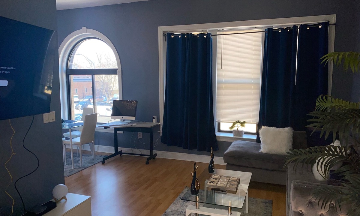 Brockton Condo | Downtown Condo with iMac work station