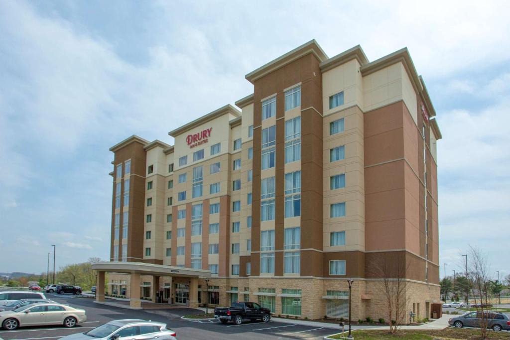 South Hills Hotel | Drury Inn & Suites Pittsburgh Airport Settlers Ridge