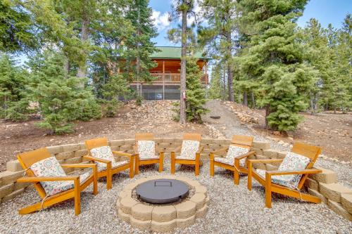Meadow View Heights House | Duck Creek Village Cabin Near National Forest!
