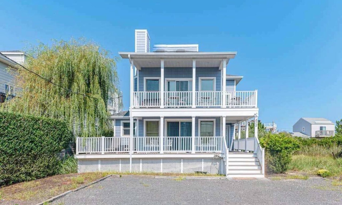 West Hampton Dunes House | Dune Road House on Westhampton Beach