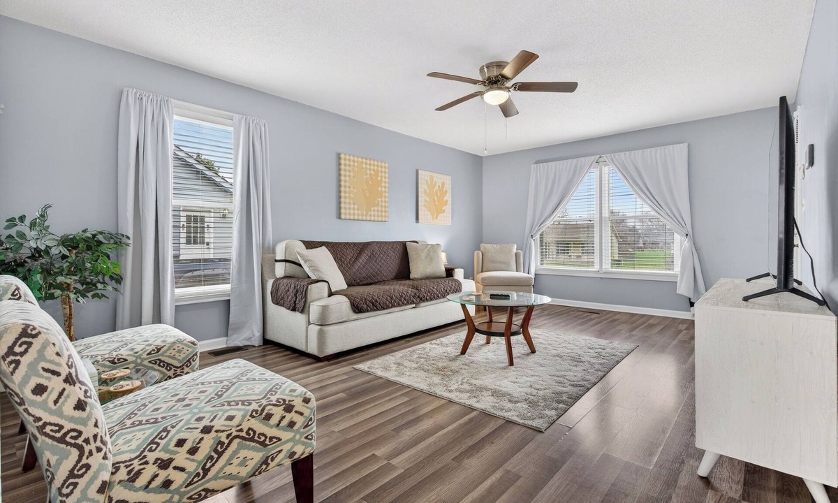 Oak Grove House | Eagles Rest Home Sleeps 7 Minutes to Army Base
