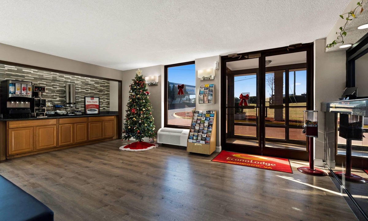 Dumbarton Hotel | Econo Lodge