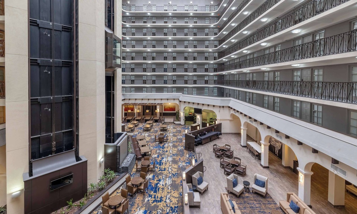 Tulsa Hotel | Embassy Suites by Hilton Tulsa I-44